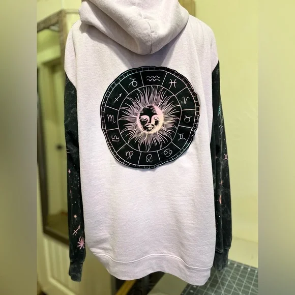 Upcycled Halloween Michael Myers hoodie with zodiac sleeve - Picture 4 of 4